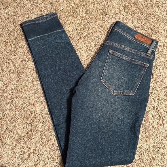 Polo Ralph Lauren- The Tompkins Mid Rise Skinny Jeans - Size 25